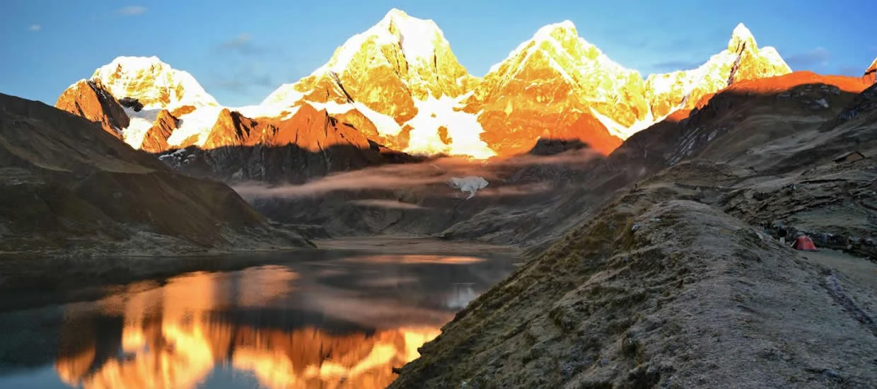 Lagos-y-Picos-Cordillera-Huayhuash-Trek-Largo