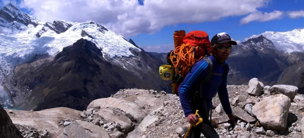 Llama-Trek-Los-Cedros-–-Alpamayo-–-Vaquería
