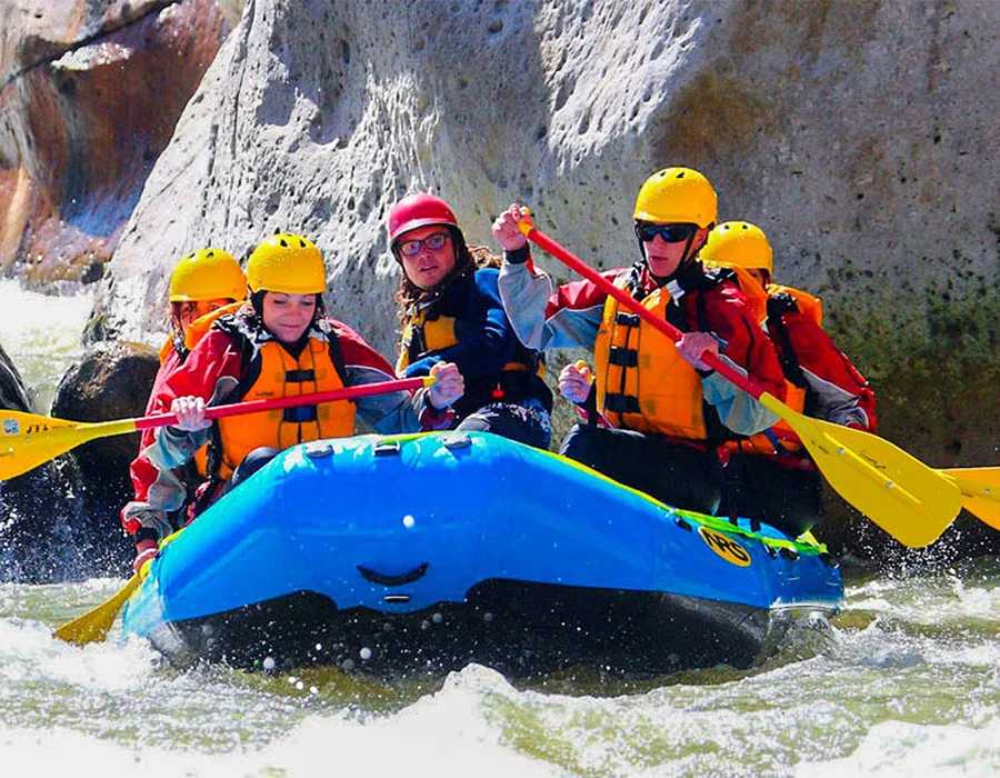 Tour-Rafting-en-la-Sierra-del-Perú-1