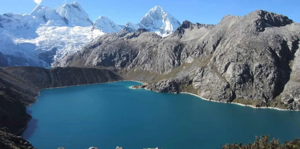 Viaje-Huaraz-Trekking-Los-Cedros-Alpamayo-Huaraz-Tours-en-Huaraz (1)