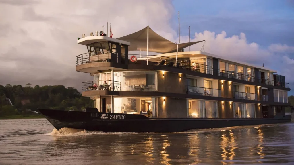 Amazon-Tours-Cruceros-y-Aventuras-en-Perú-perutravels.net_