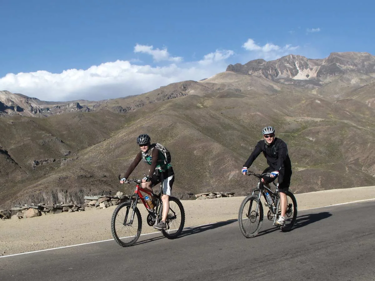 Ciclismo-de-montaña-en-el-Valle-del-Colca